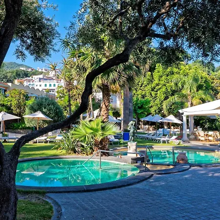 Готель La Reginella & Lacco Ameno (Isola d'Ischia)