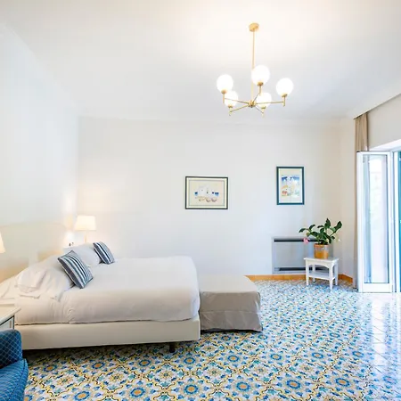 La Reginella & 4* Lacco Ameno (Isola d'Ischia)
